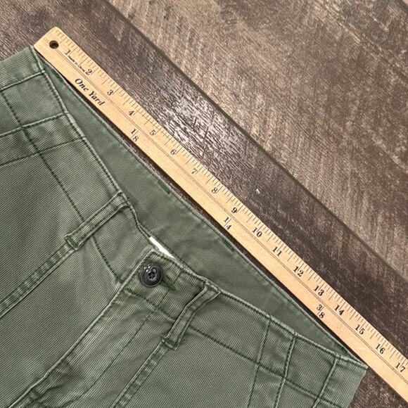NWOT Cabi 5315 The Quest Skinny Stretch Fine Cord Army Green Pants Size 10 - Picture 6 of 9